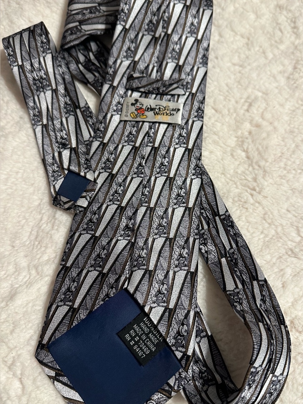 Disney Mickey Mouse 100% silk tie gray black geometric print